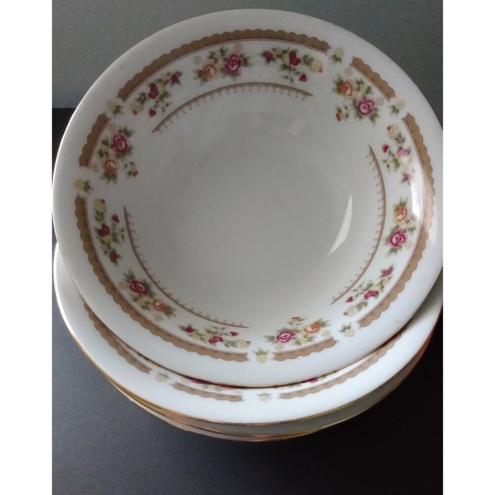 Liling Fine China Chippendale Pattern 4 Cereal Bowls Vintage Floral Dining READ